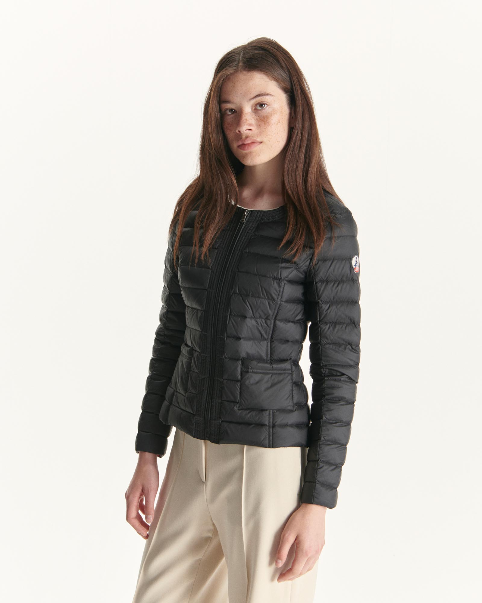 2_DOUDA_FW22WDOW16-999_11.jpg