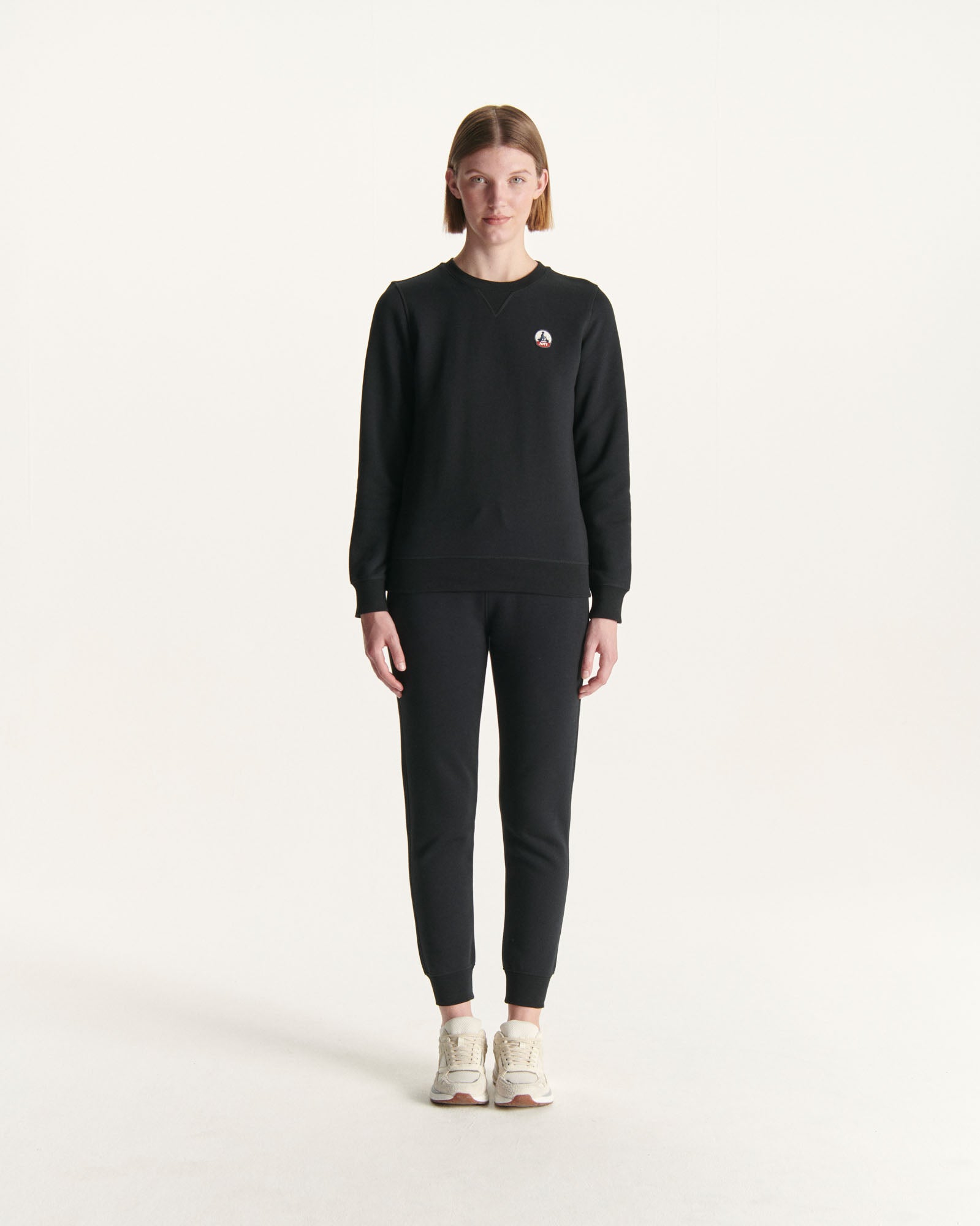 15_ELVAS_FW23WSWE10-999_27.jpg