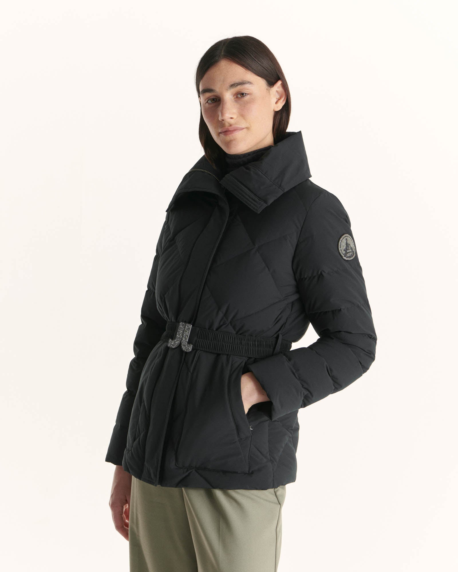 2_ANITA_FW23WDOW99-999_11 1.jpg