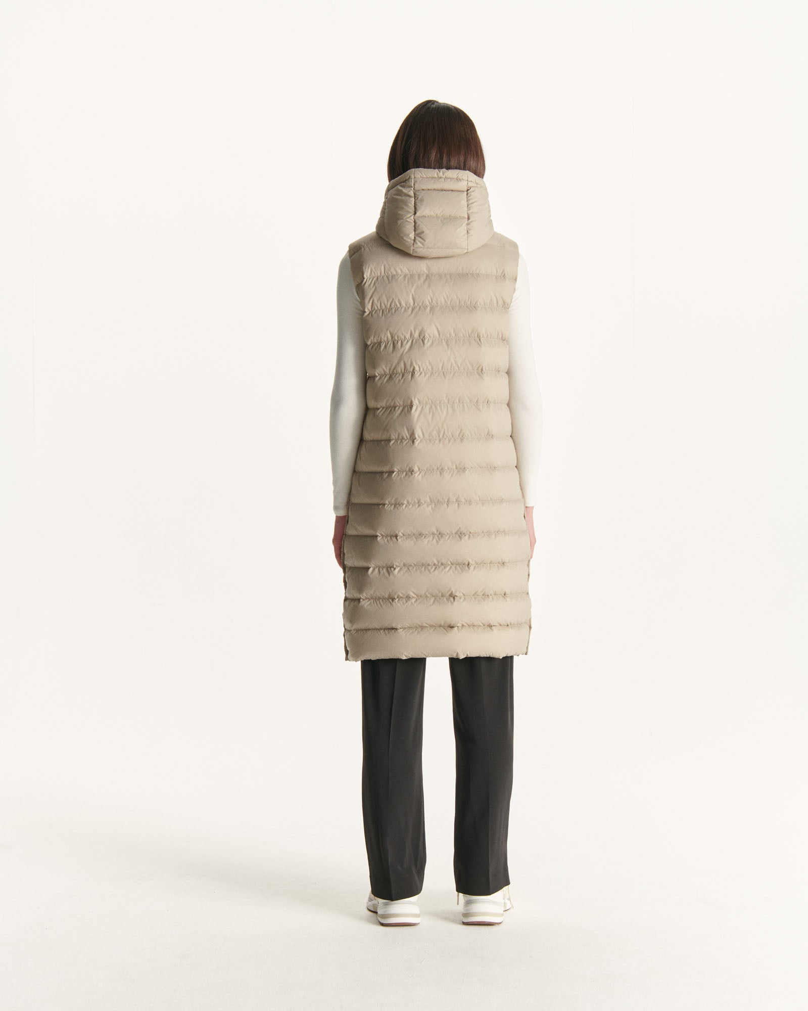 5_LOLA_FW23WDOW18-804_13.jpg