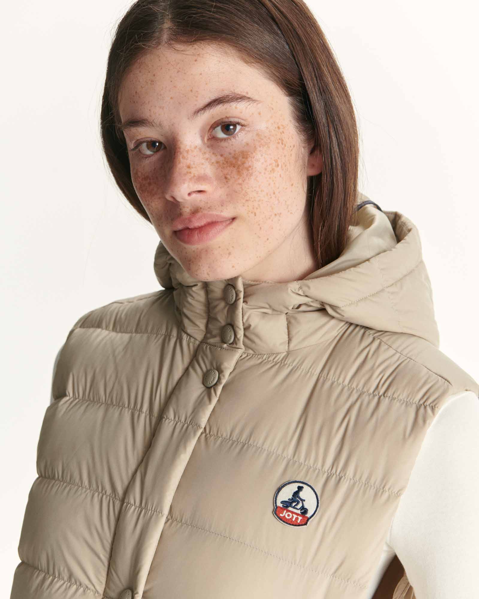 4_LOLA_FW23WDOW18-804_12.jpg