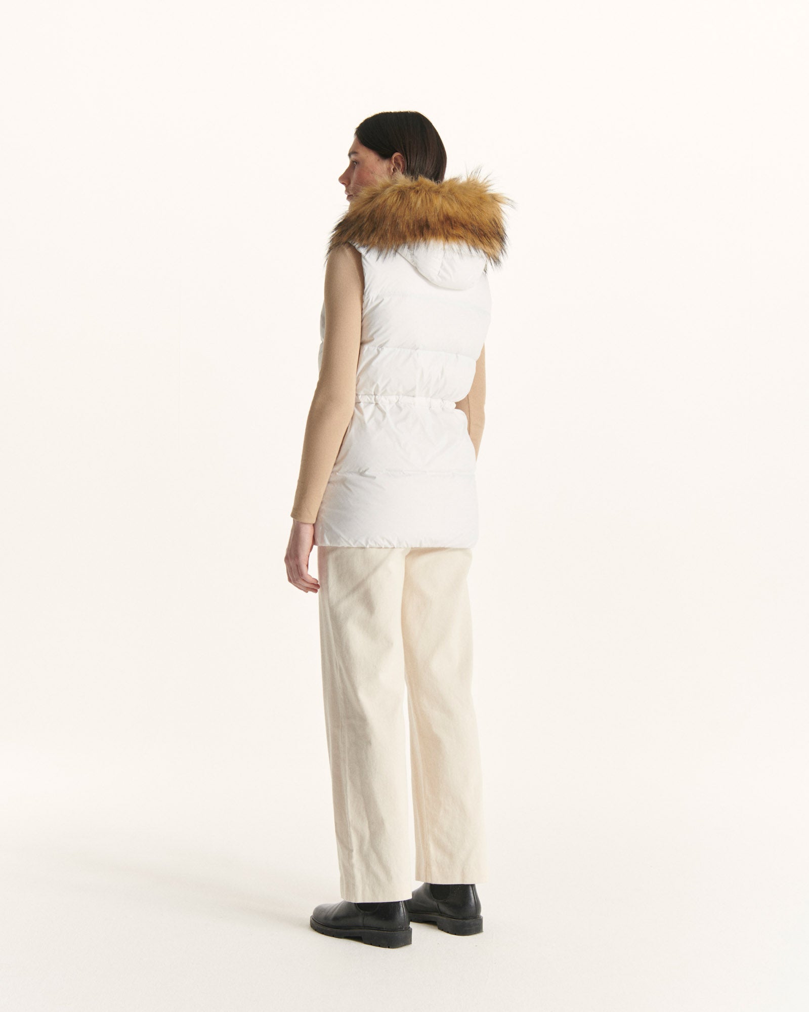 5_TEXAS_FW23WDOW31-901_13 1.jpg