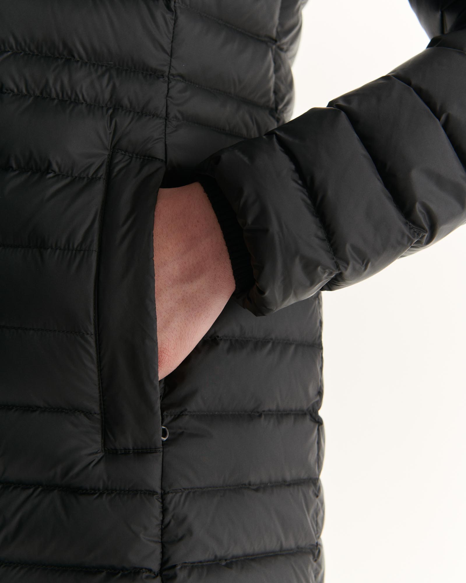 6_NOUR_FW23WDOW13-999_14.jpg