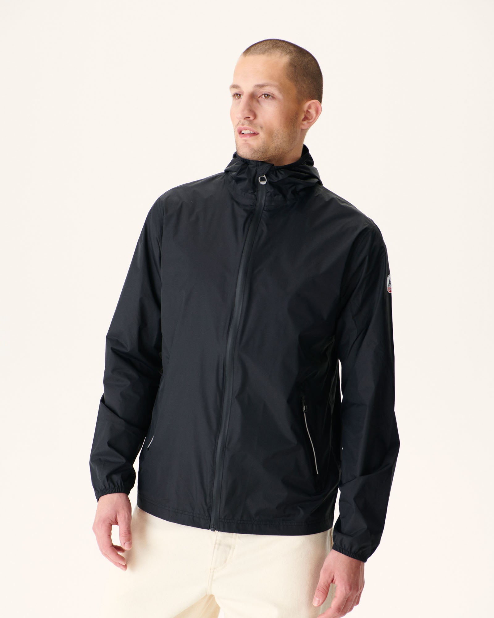 2_MANILLE_SS23MJAC13-999_11.jpg