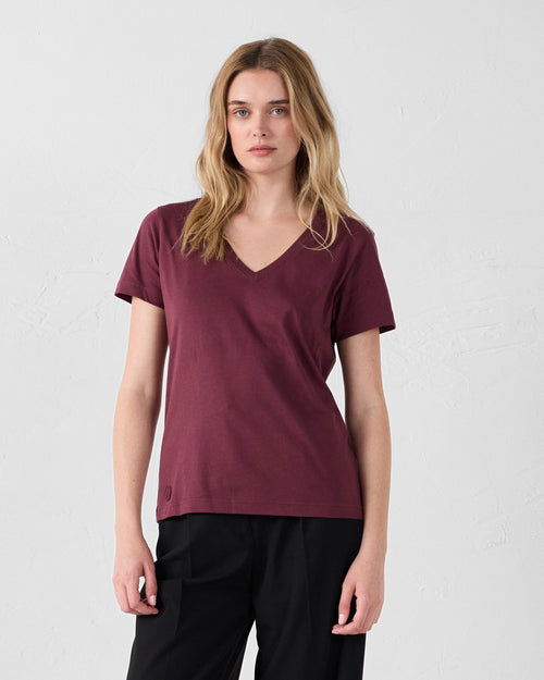 T-shirt col V Black cherry Sofy - JOTT UK - 3