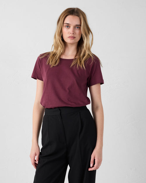Round-neck Tshirt Black cherry Lucia - JOTT UK - 2