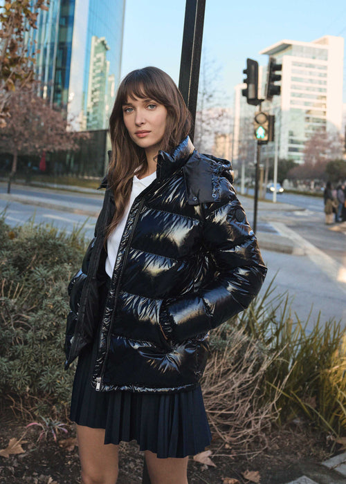 Great cold puffer-style lacquered jacket Black Prague