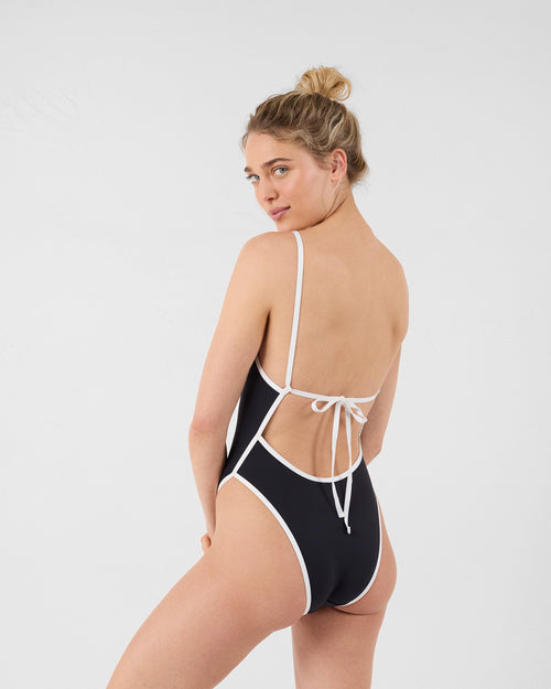 2_MELINA_SS25WSWS23-999_11.jpg